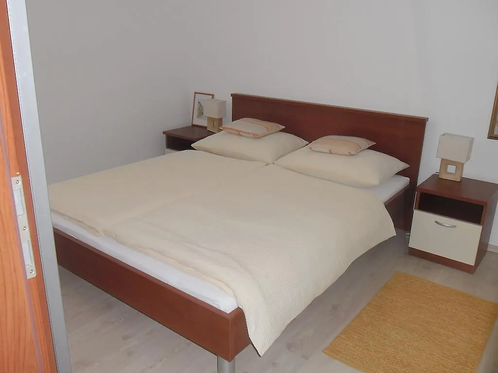 Apartments Robi 0*, Trogir Croatia