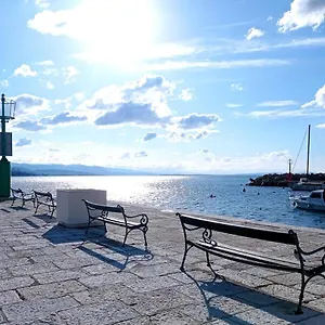 Surf By The Sea Apartman Opatija