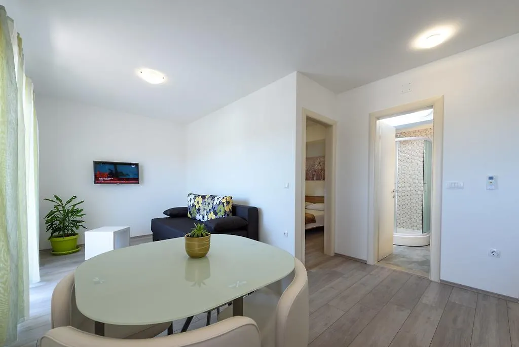Apartments Robi