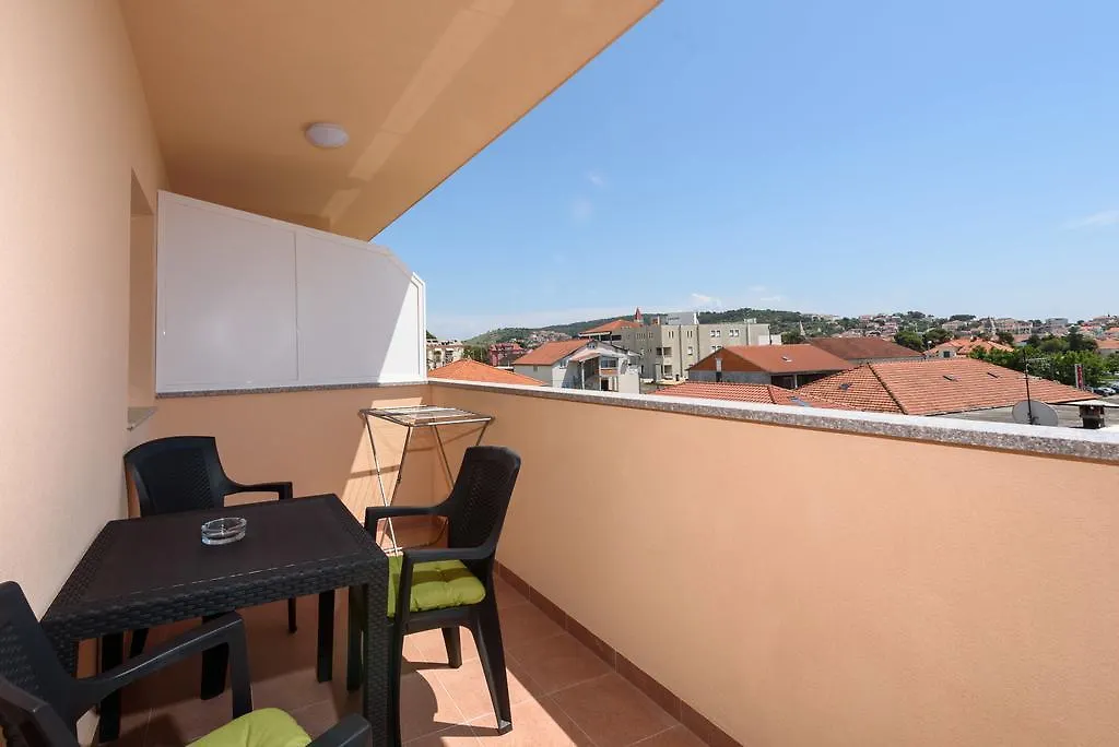 Apartments Robi